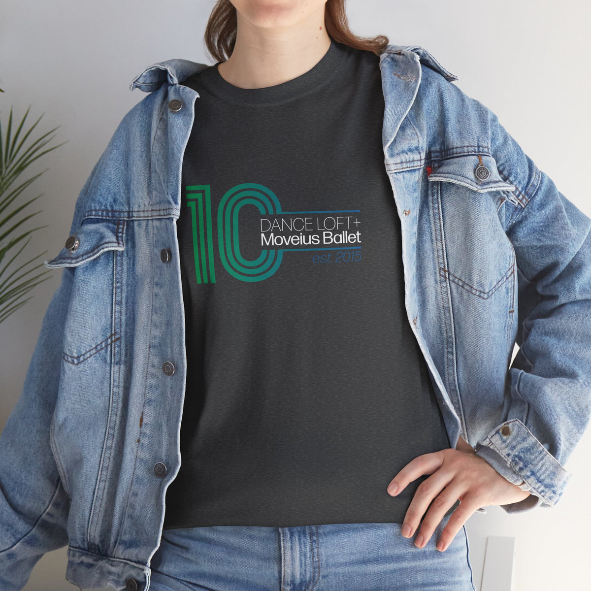 Retro '10' Minimalist Stripe Graphic Tee - Modern Vintage Number Design